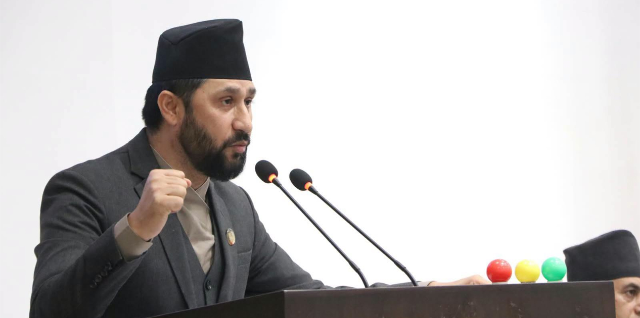 रविको प्रधानमन्त्रीलाई आग्रह: ‘पीडितमाथि दुर्व्यवहार गर्नेलाई विज्ञप्तिले होइन, कारबाहीले जवाफ दिनुस्’