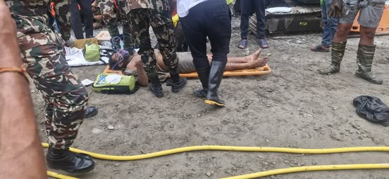 त्रिशूली–३ ‘ए’ जलविद्युत आयोजनाको सुरुङबाट दुई जनाको जीवितै उद्धार