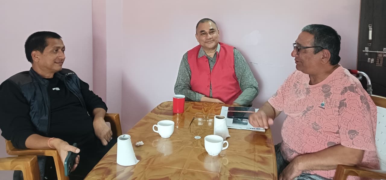 समितिमा अल्झिएका विधेयक छिटो टुङ्ग्याउन शाह र पाठकबीच छलफल