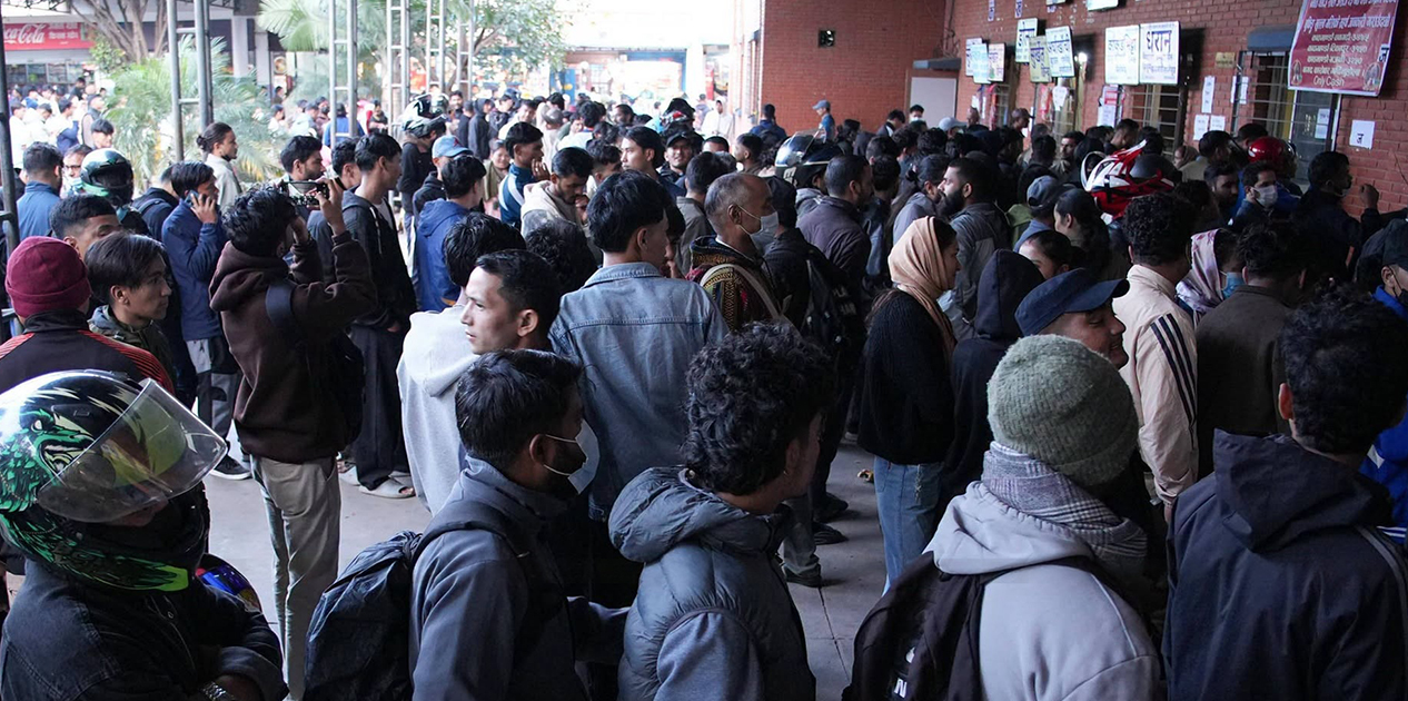 दसैँमा घर फर्किने यात्रुको चहलपहल बढ्यो, आजदेखि अग्रिम टिकट बुकिङ खुला
